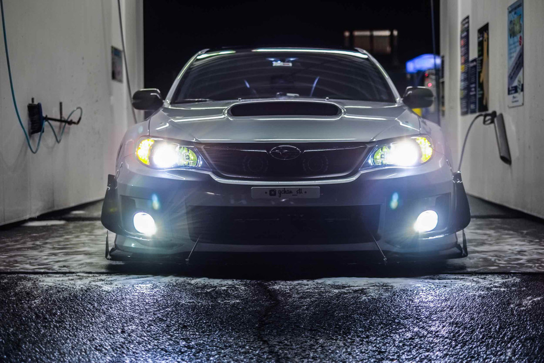 Single Beam Dual Beam Headlights Reflectors LED HID Bulbs Aftermarket Comparison