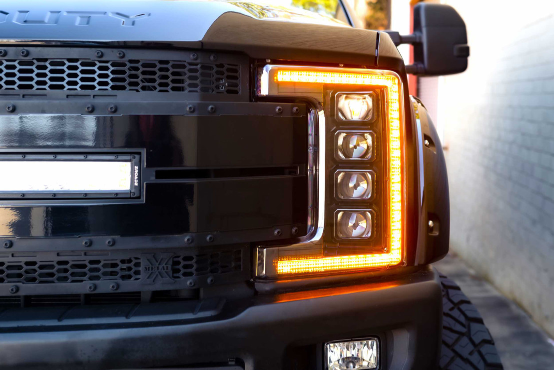 61687.17_19_Super_Duty_Amber_XB_LED_Heads.100