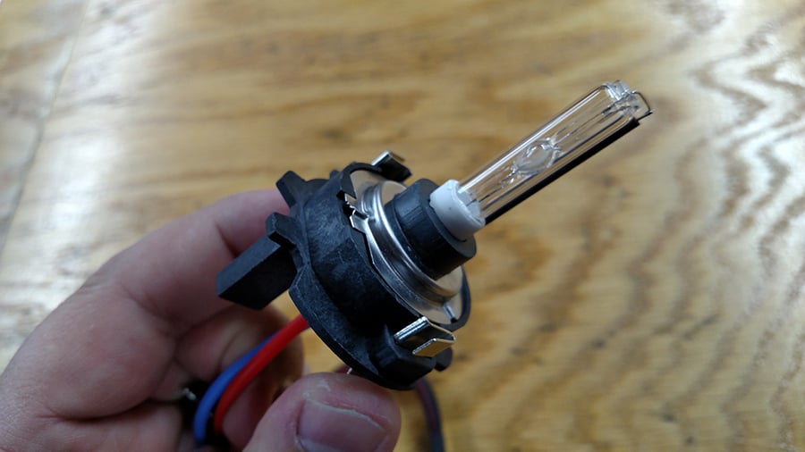 H7 HID Bulb with adapter base
